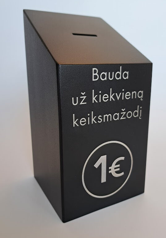 keiksmažodžių taupyklė juoda